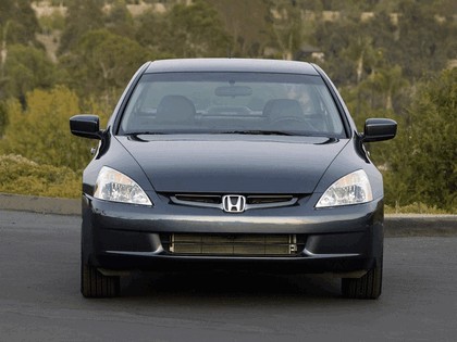 2005 Honda Accord Hybrid - USA version 1