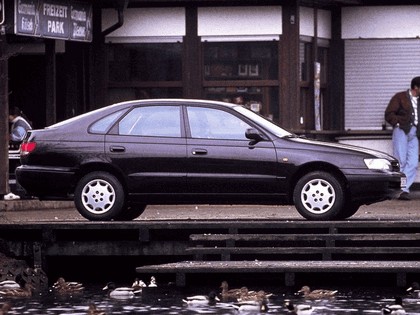 1992 Toyota Carina E ( ST190 ) liftback 2