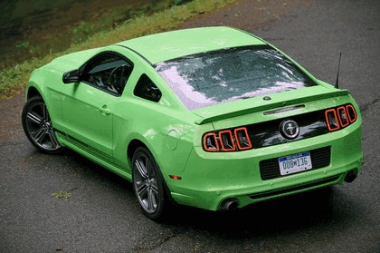 2012 Ford Mustang V6 18