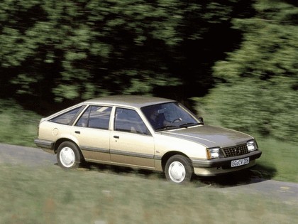 1984 Opel Ascona ( C2 ) CC 5-door 9