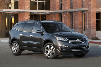 2013 Chevrolet Traverse 2