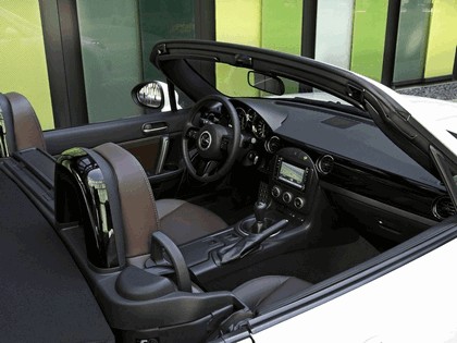 2012 Mazda MX-5 roadster Hamaki NC 6