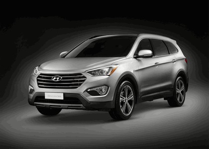 2013 Hyundai Santa Fe 4