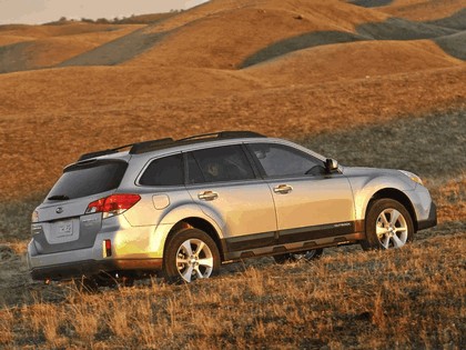 2012 Subaru Outback 2.5i - USA version 15