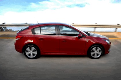 2012 Chevrolet Cruze Sport6 24