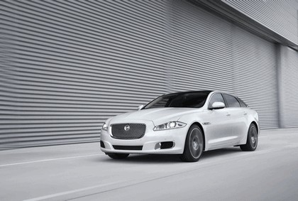 2012 Jaguar XJ Ultimate 16