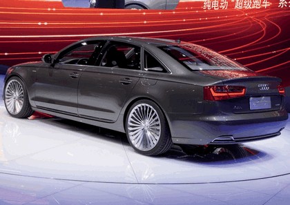 2012 Audi A6 L e-Tron concept 12