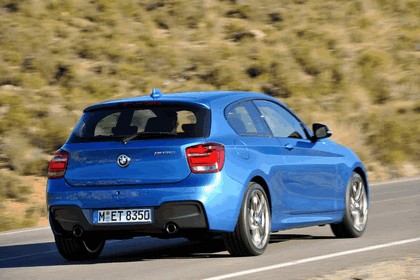 2012 BMW M135i ( F20 ) 3-door 10