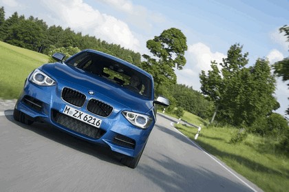 2012 BMW M135i ( F20 ) 3-door 46