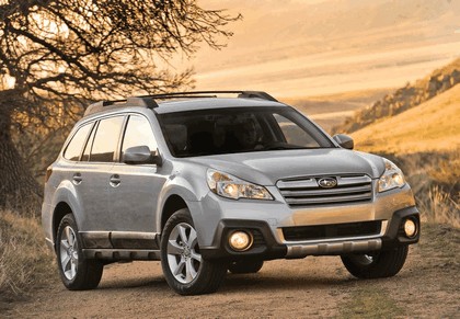 2013 Subaru Outback 12