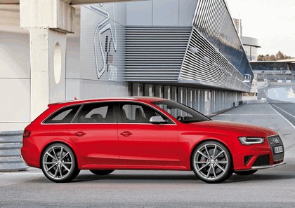 2012 Audi RS4 Avant - Spielberg circuit 3