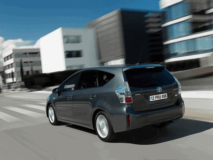 2012 Toyota Prius+ 2