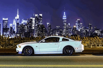 2013 Ford Mustang by RTR 4