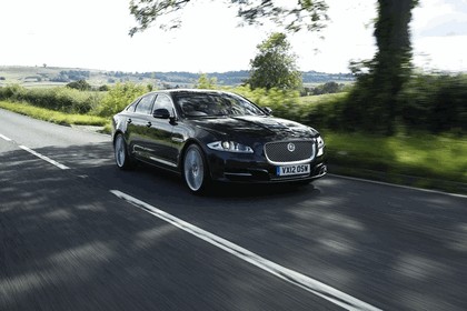 2012 Jaguar XJ - UK version 8
