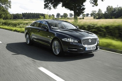 2012 Jaguar XJ - UK version 10