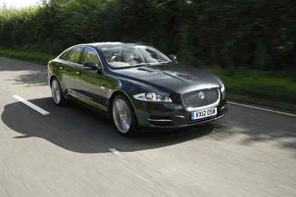 2012 Jaguar XJ - UK version 11