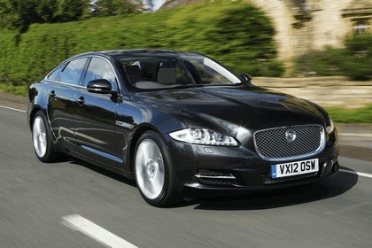 2012 Jaguar XJ - UK version 21