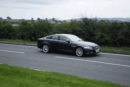 2012 Jaguar XJ - UK version 39