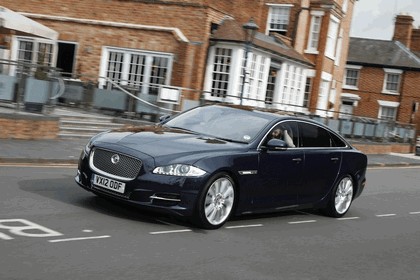 2012 Jaguar XJ - UK version 48