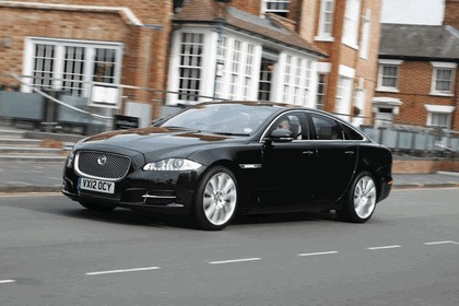 2012 Jaguar XJ - UK version 49