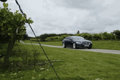 2012 Jaguar XJ - UK version 52