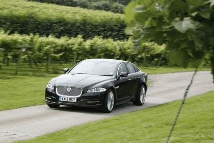 2012 Jaguar XJ - UK version 53