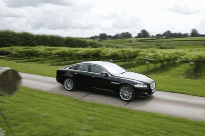 2012 Jaguar XJ - UK version 58