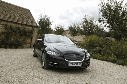 2012 Jaguar XJ - UK version 63