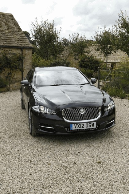 2012 Jaguar XJ - UK version 64