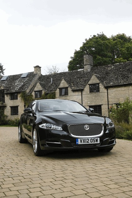 2012 Jaguar XJ - UK version 66