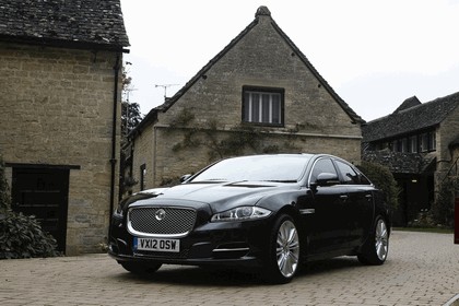 2012 Jaguar XJ - UK version 74