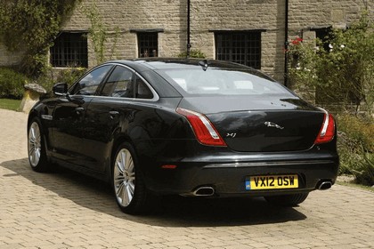 2012 Jaguar XJ - UK version 88