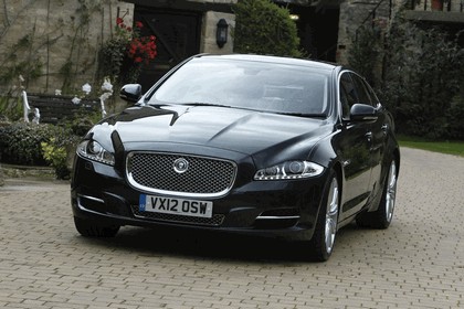 2012 Jaguar XJ - UK version 92