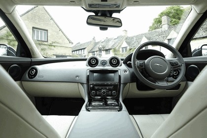 2012 Jaguar XJ - UK version 113