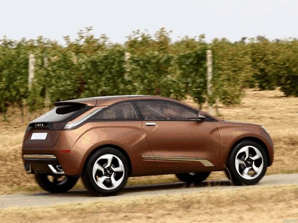 2012 Lada XRay concept 12