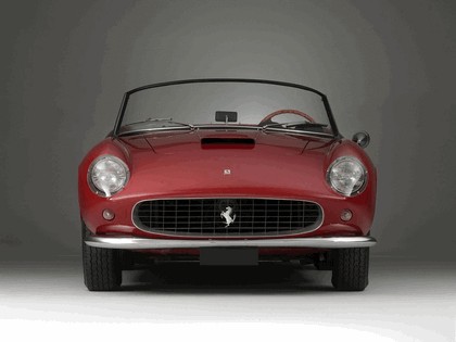 1957 Ferrari 250 GT LWB California spider 11