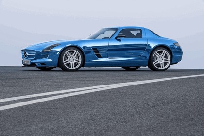 2012 Mercedes-Benz SLS AMG Electric Drive concept 14