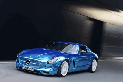 2012 Mercedes-Benz SLS AMG Electric Drive concept 17