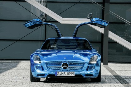 2012 Mercedes-Benz SLS AMG Electric Drive concept 23