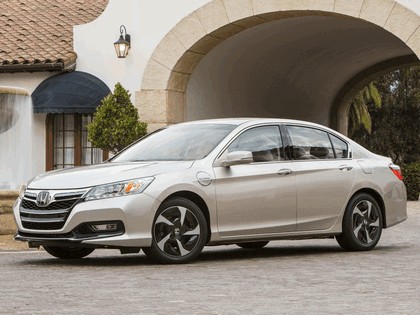 2013 Honda Accord PHEV 4