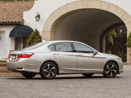 2013 Honda Accord PHEV 5