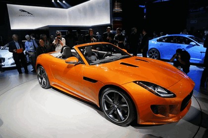 2012 Jaguar F-type with Black Pack 2