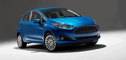 2014 Ford Fiesta 5-door - USA version 28