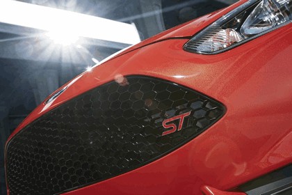 2014 Ford Fiesta ST - USA version 33