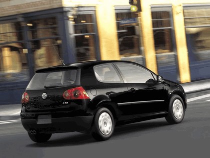 2006 Volkswagen Golf Rabbit 3-door 3