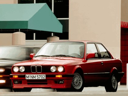 1982 BMW 320i ( E30 ) coupé 1