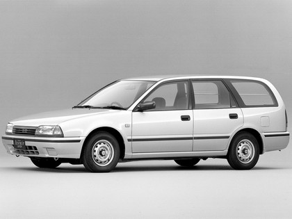 1990 Nissan Avenir ( W10 ) Cargo 1