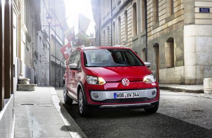 2013 Volkswagen Cross Up 6