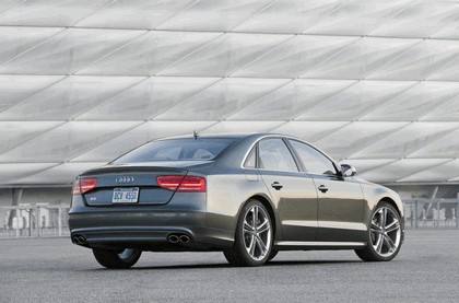 2013 Audi S8 4.0 TFSI - USA version 5