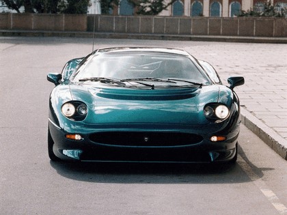 1989 Jaguar XJ220 8